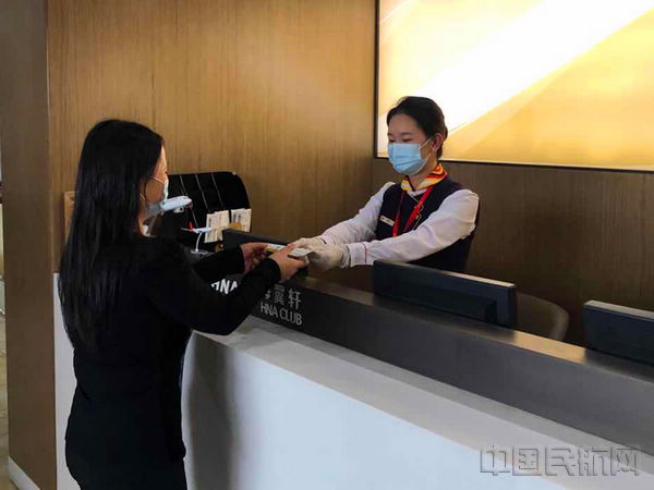 凯发娱乐登录注册首页邮报：老特拉福德600磅贵宾厅发现老鼠粪便卫生评级跌至两星